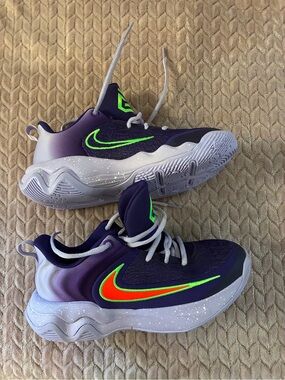 Nike Giannis Immortality 4